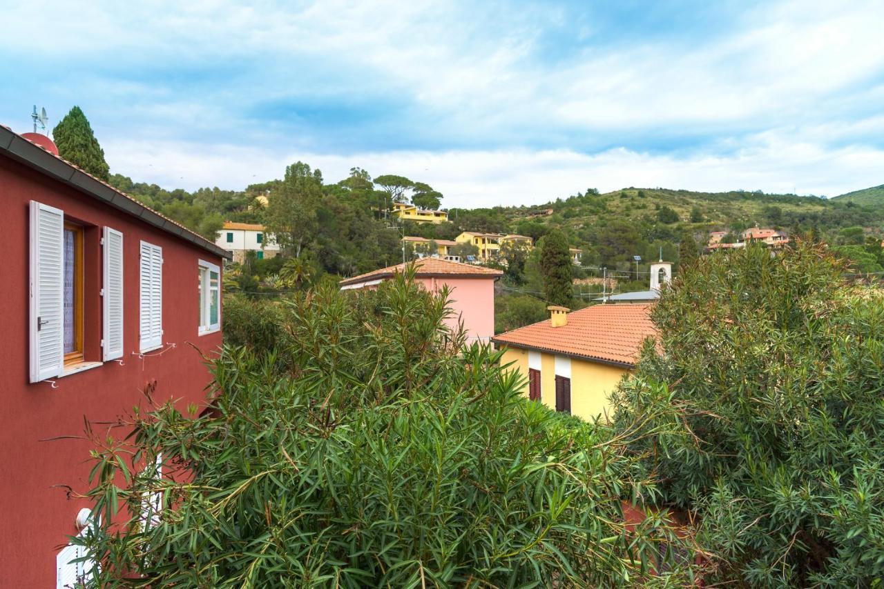 Appartamenti La Baia Lido Portoferraio Exteriör bild