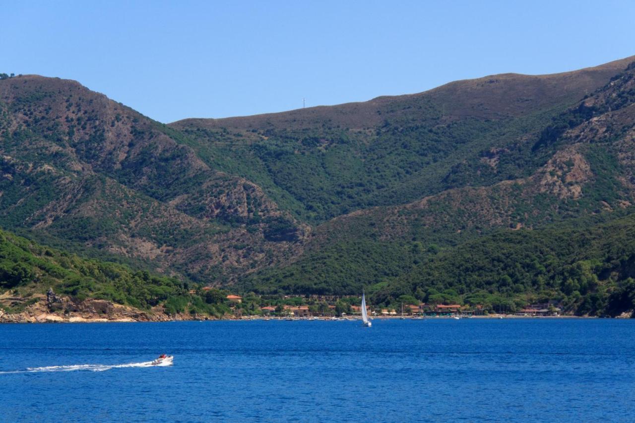 Appartamenti La Baia Lido Portoferraio Exteriör bild